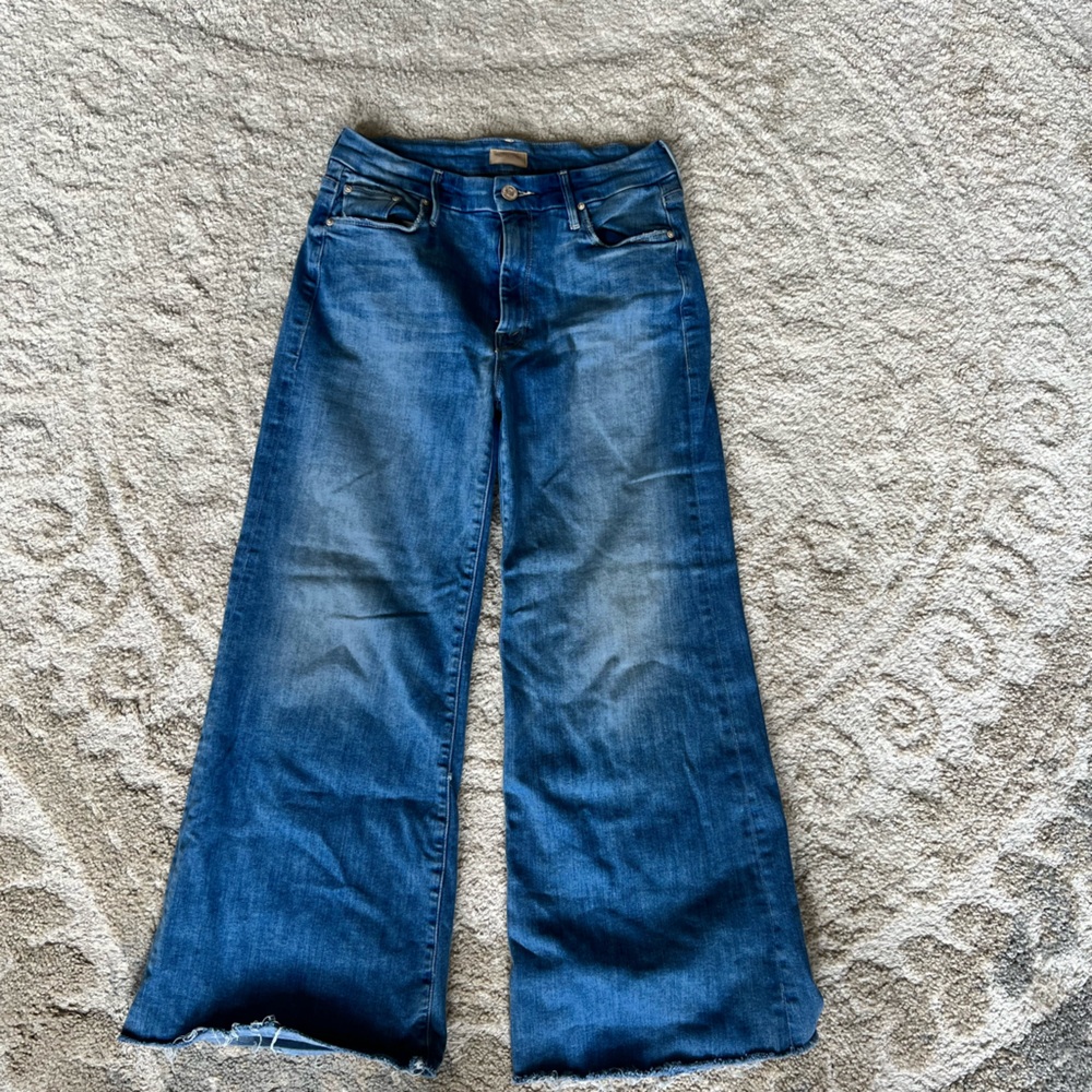 MOTHER brand. 27 Wide leg mid-rise jeans.